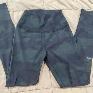 Ali Camo Leggings